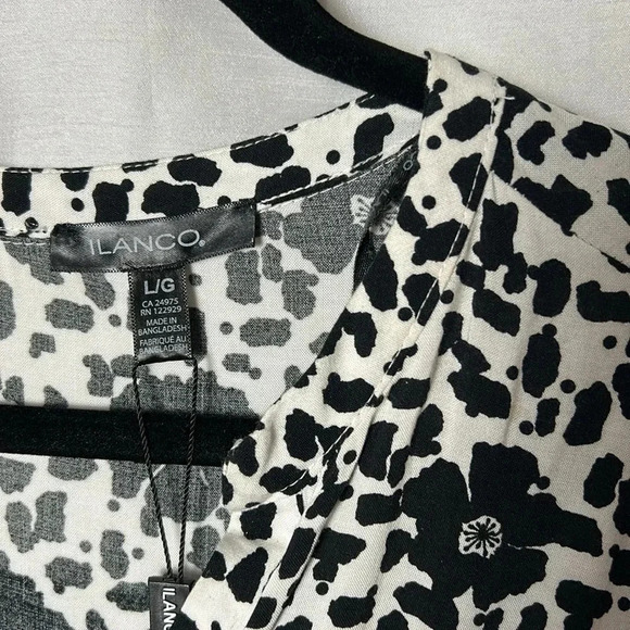 ILANCO NWT black & white abstract floral,  v neck , tie strap cuffs, hi low - Picture 5 of 14